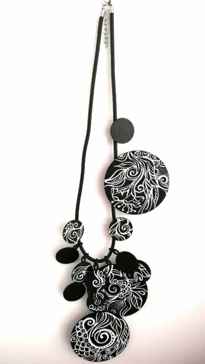Rubber Necklace 048